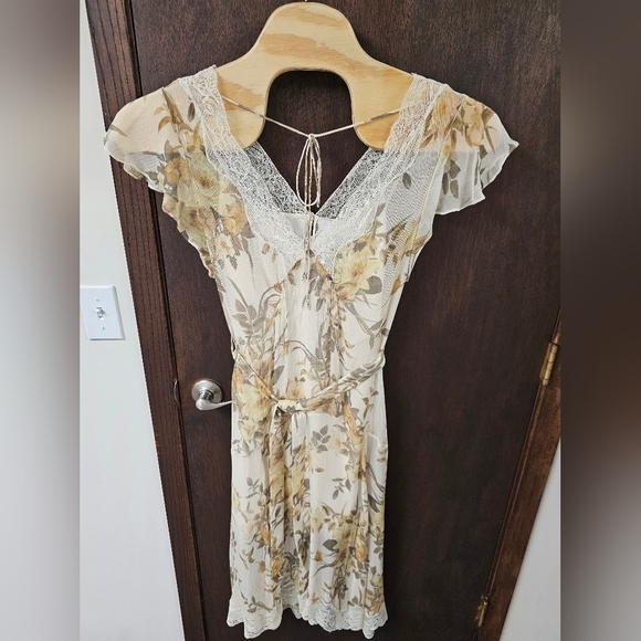 Reiss Emlin Floral Printed MIDI‎ Dress Ivory Yellow Fairy Cottage Lace NWOT - Picture 4 of 13